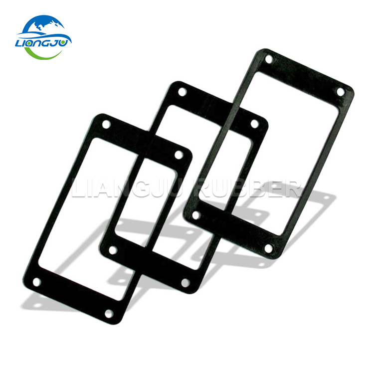 Quando si sostituisce la guarnizione in gomma su un vecchio tubo, come è possibile garantire che le dimensioni e le specifiche di quello nuovo siano pienamente compatibili con la flangia originale?